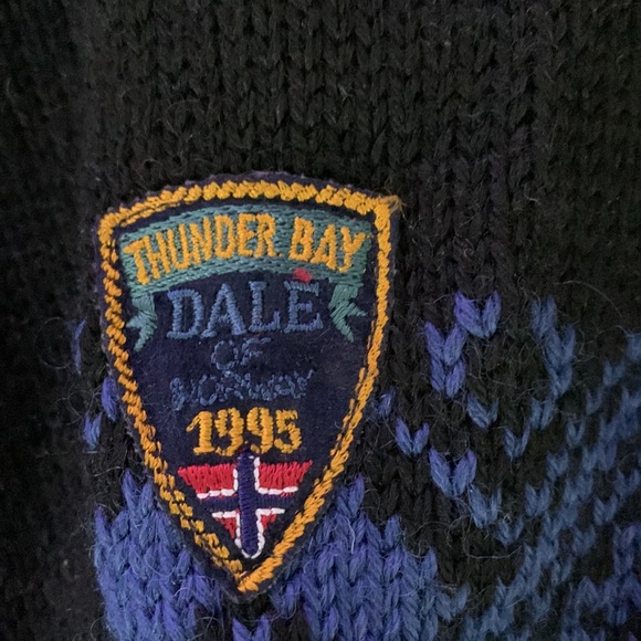 Dale of Norway I Wool Sweater - Picture 5 of 11